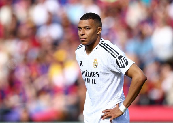 43 goals in 56 seasons! Mbappe s net worth rose by 10 million euros to 180 million, tied for the second place in the world