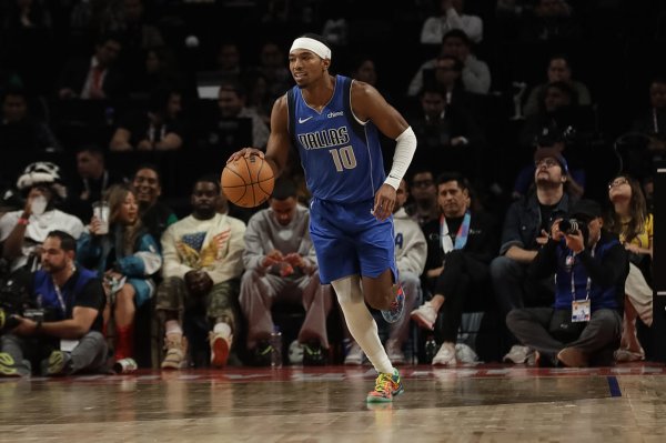 It’s hard to be a point guard! Brandon Williams went 0 for 5 in the first half, dished out 5 assists but made 5 turnovers