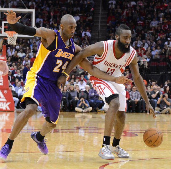 Pierce: I choose MJ&Kobe&Wade&AI among the top 4 points in history. Harden’s playoff performance was slightly worse.